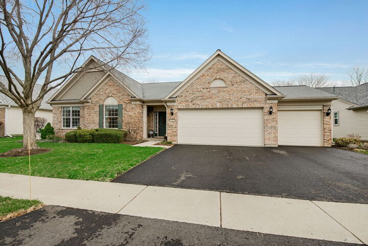 Property Photo:  585 Tuscan View Drive  IL 60124 
