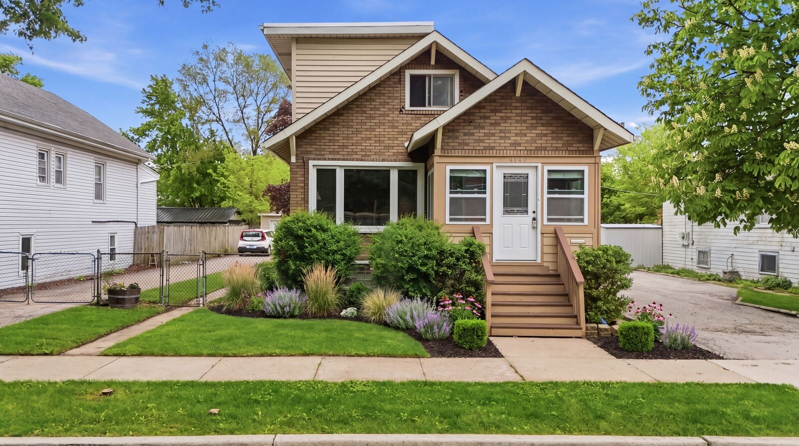 Property Photo:  4140 Anna Avenue  IL 60534 