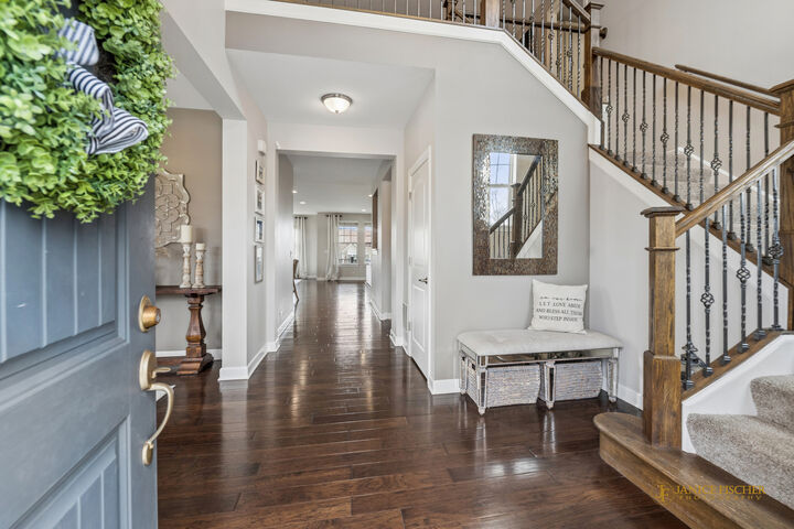 Property Photo:  23752 N Sanctuary Club Drive  IL 60047 