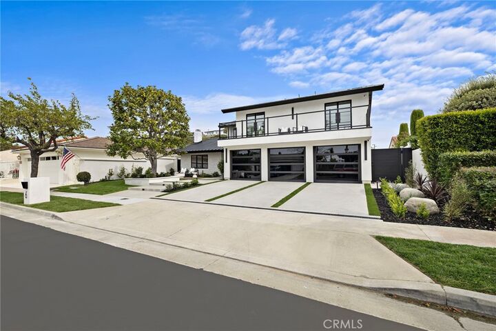 Property Photo:  6 Monterey Circle  CA 92625 