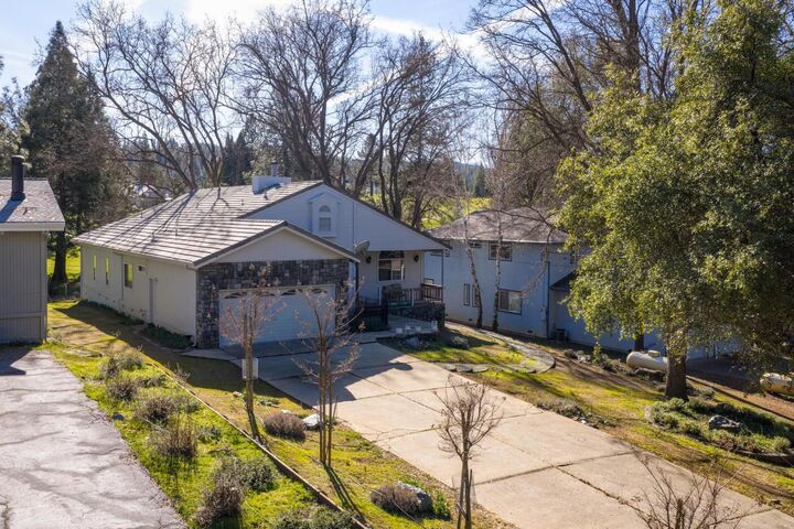 Property Photo: 19930 Pleasantview Drive CA 95321