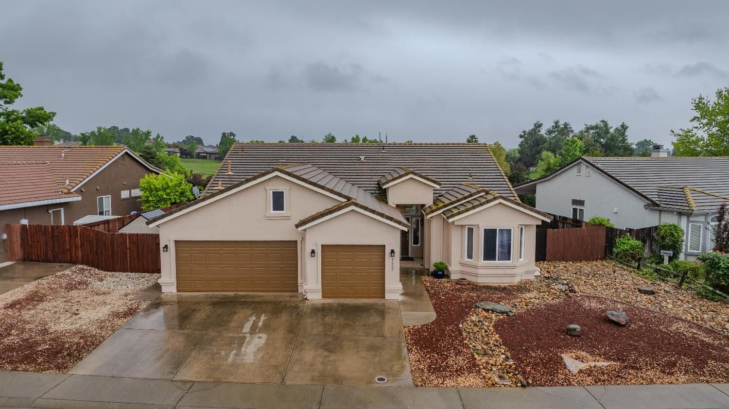 Property Photo:  722 Fairway Drive  CA 95640 