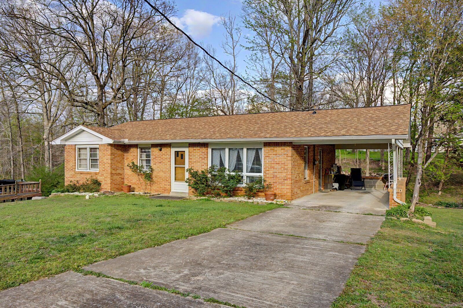 Property Photo:  109 Carter Rd  TN 38242 