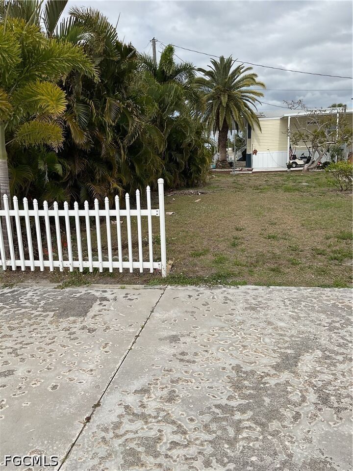 Property Photo:  5012 Flamingo Drive  FL 33956 