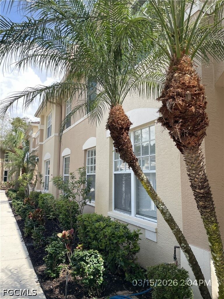 Property Photo:  15051 Bridgeway Lane 903  FL 33919 