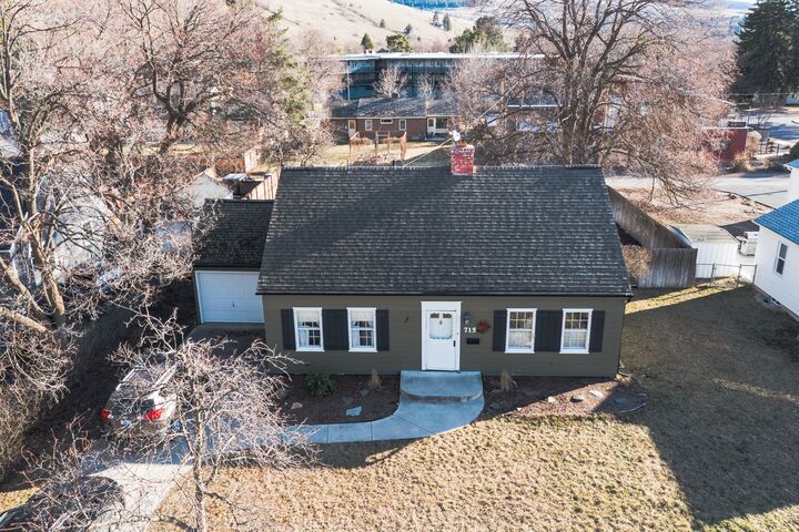 Property Photo:  715 Beverly Avenue  MT 59801 