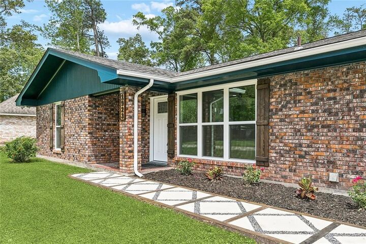 Property Photo: 1923 Destin Street LA 70448