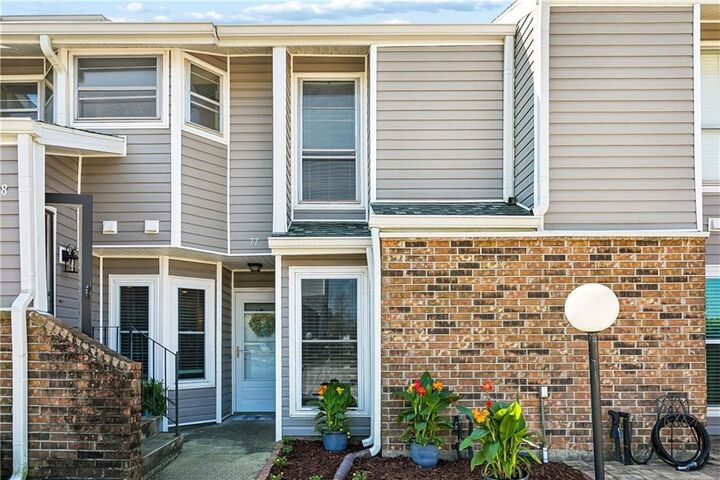 Property Photo:  77 Avant Garde Circle 77  LA 70065 