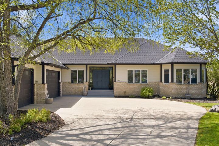 Property Photo:  2065 Woodstone Court  MN 55386 