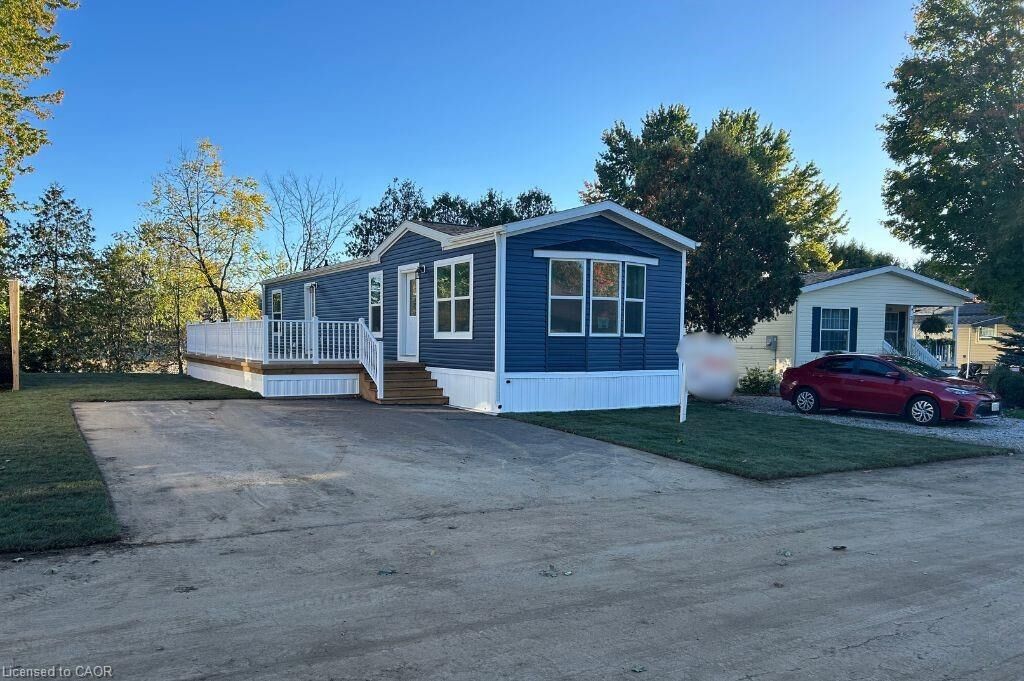 Property Photo:  24 Macpherson Crescent  ON N0B 2J0 