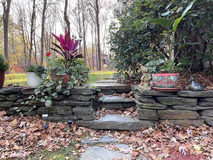 Property Photo:  62 Peabody Lane  MA 01301 