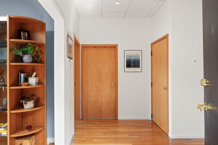 Property Photo:  515 Pleasant St 3-1  MA 02176 