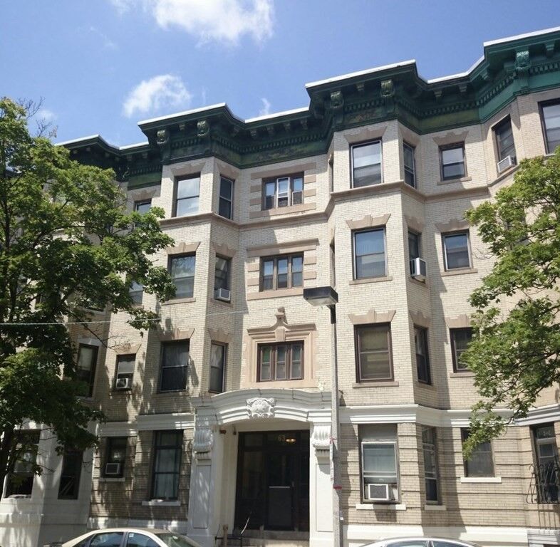 Property Photo:  65 Burbank Street 9  MA 02115 