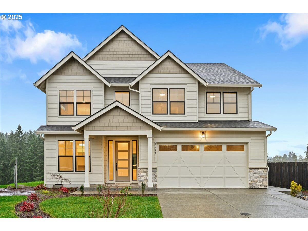 Property Photo:  3518 N 11th Cir  WA 98642 