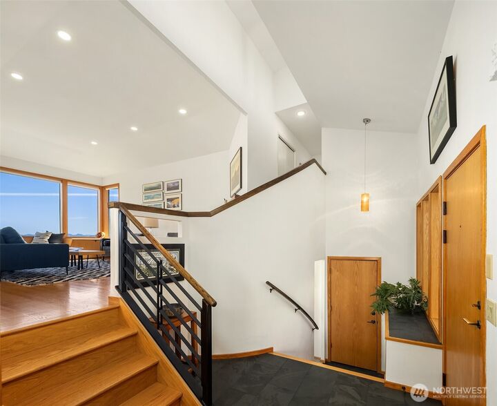 Property Photo: 7756 58th Avenue NE WA 98115