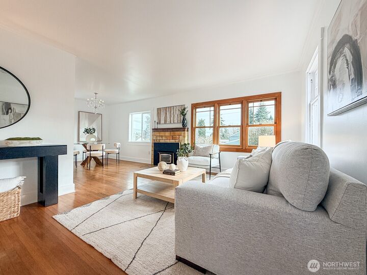 Property Photo:  8856  32nd Avenue SW A  WA 98126 