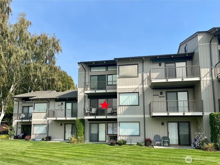 Property Photo:  104  Spader Bay Road 47  WA 98816 