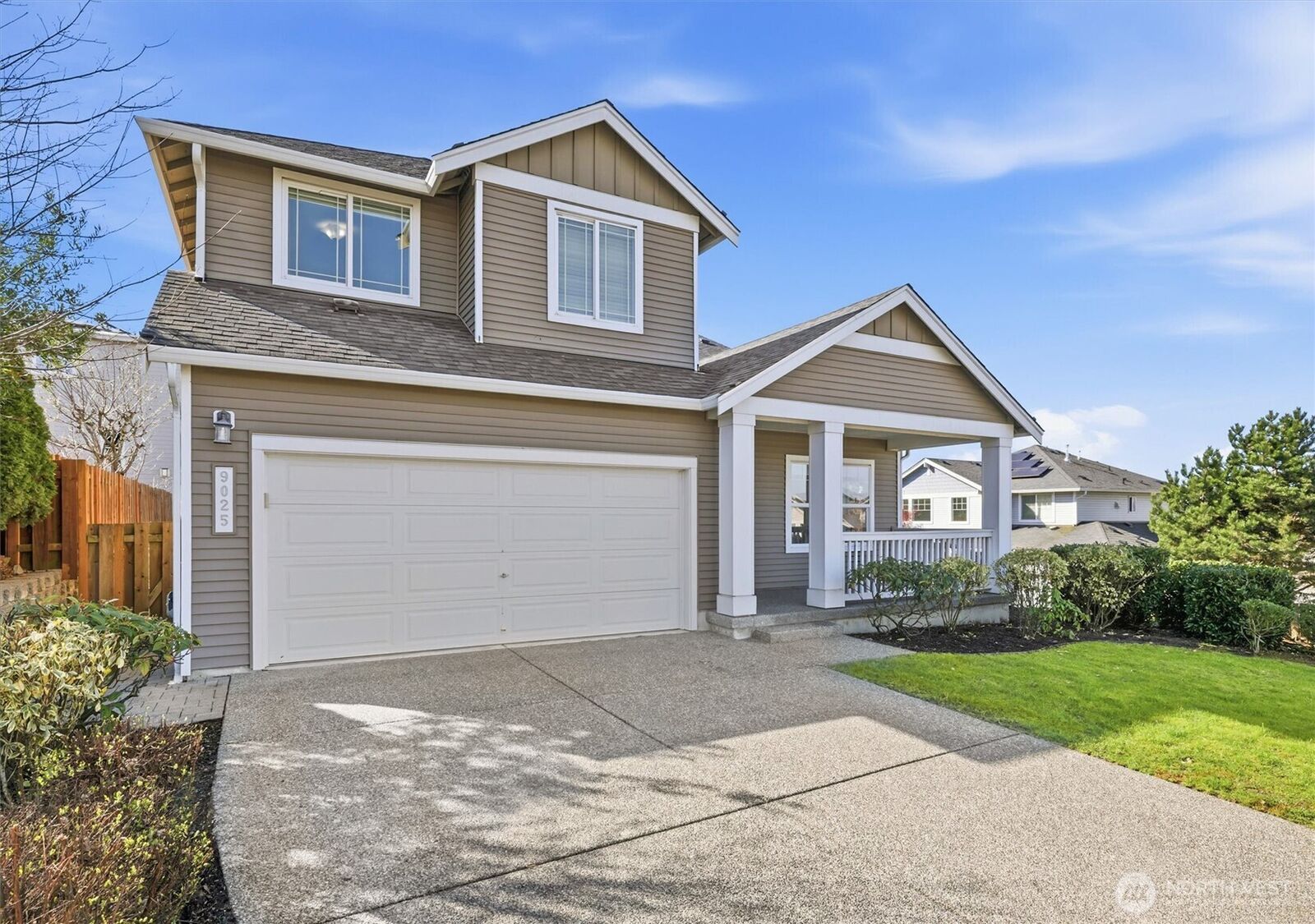 Property Photo:  9025 S 204th Place  WA 98031 