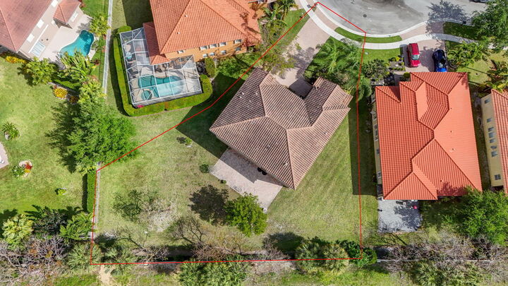 Property Photo: 659 Cresta Circle FL 33413