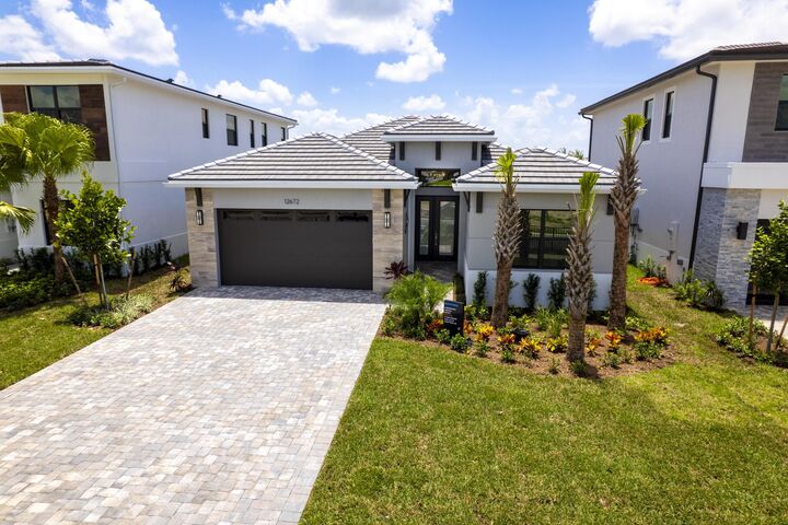 Property Photo:  12672 Solana Bay Circle  FL 33412 