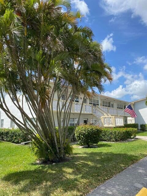 Property Photo:  190 Easthampton H  FL 33417 