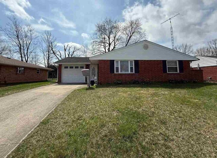Property Photo:  2511 Richwood Dr  IN 47374 