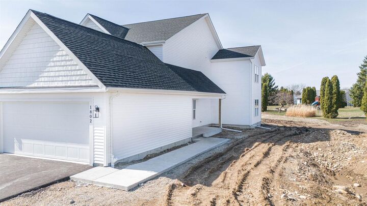 Property Photo: 1802-1804 West Kyle Circle WI 53511