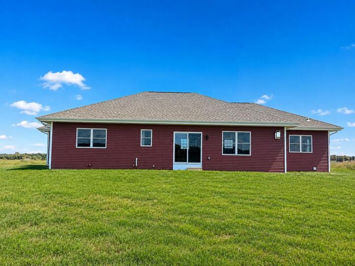 Property Photo:  1191 Red Hawk Drive  WI 53563 