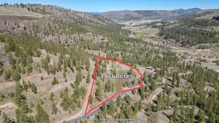 Property Photo:  31640 Ringneck Ln E Lot 3  WA 99122 