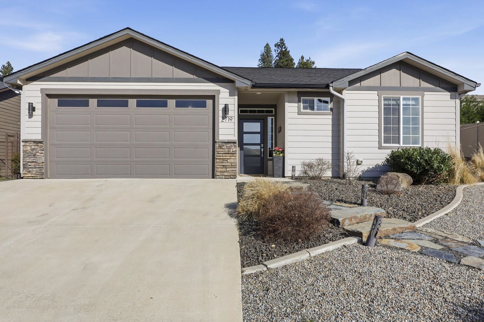 Property Photo:  2719 S Conklin Dr  WA 99037 