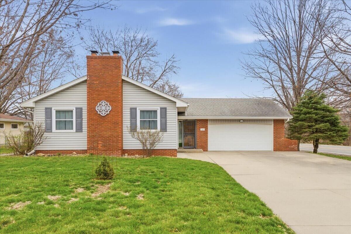 Property Photo:  103 Upland Drive  IA 51503 