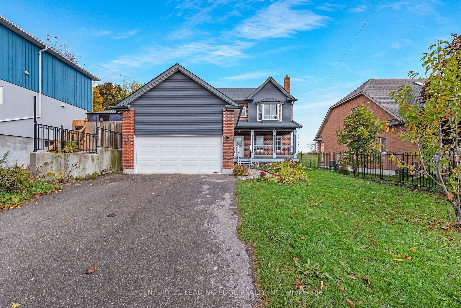 Property Photo:  34 Mitchell Avenue  ON L4A 2X9 
