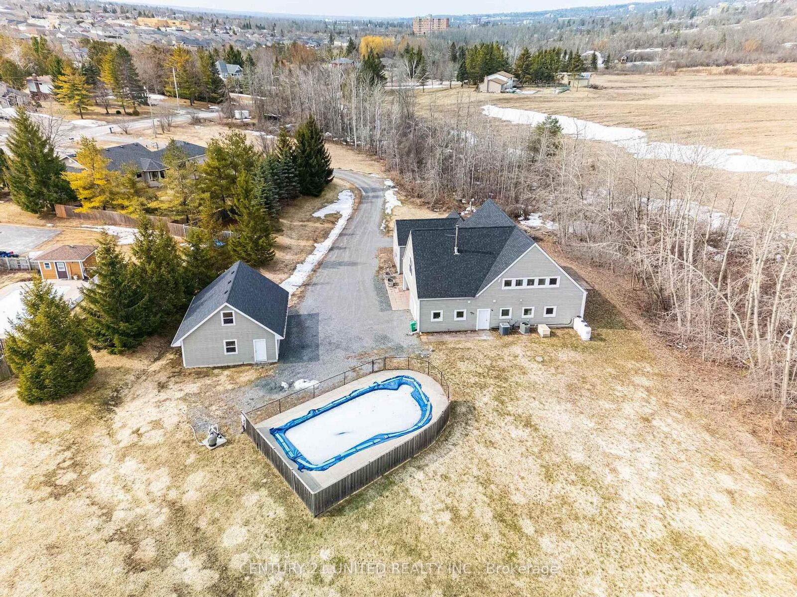 Property Photo:  590 Maniece Avenue  ON K9J 6X9 