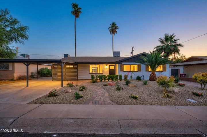 Property Photo: 6932 E Latham Street AZ 85257