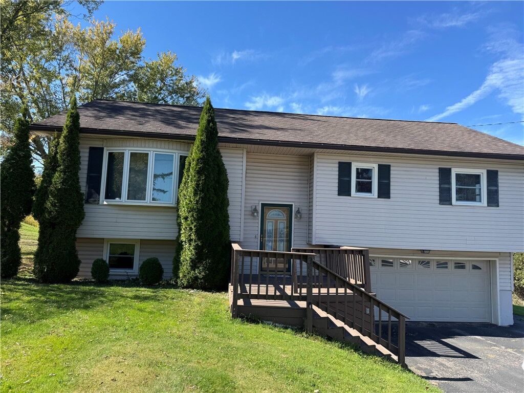 Property Photo:  3595 Parti Drive  NY 13045 
