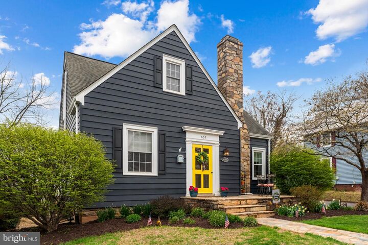 Property Photo: 609 S West Street VA 22701