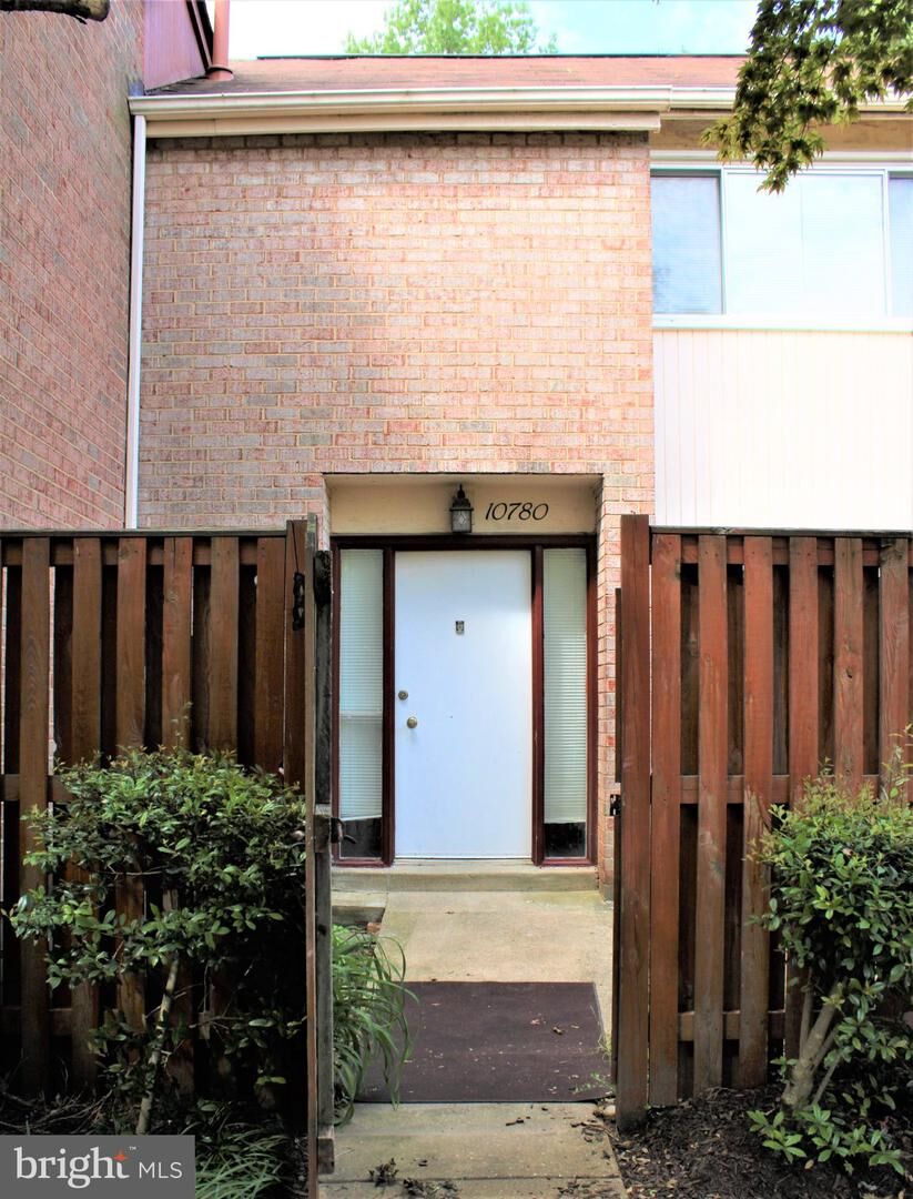 Property Photo:  10780 Green Mountain Circle  MD 21044 