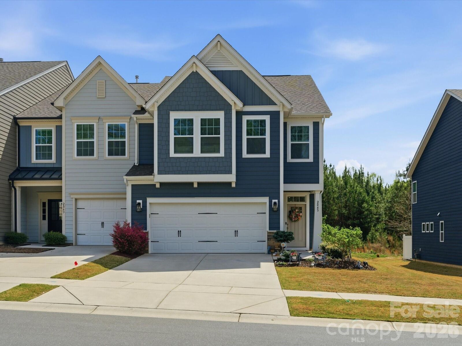 Property Photo: 2045 Suttonview Road SC 29708