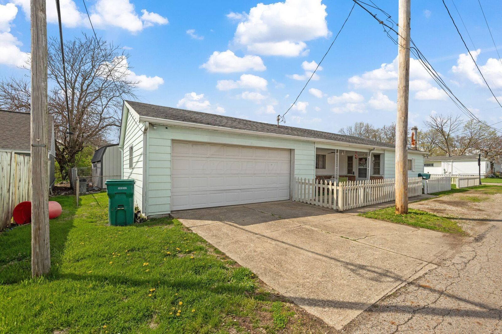 Property Photo:  4345 Mathews Avenue  OH 43207 