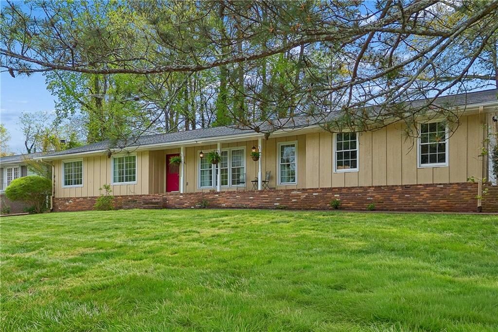 Property Photo:  4601 Wendover Drive  GA 30083 