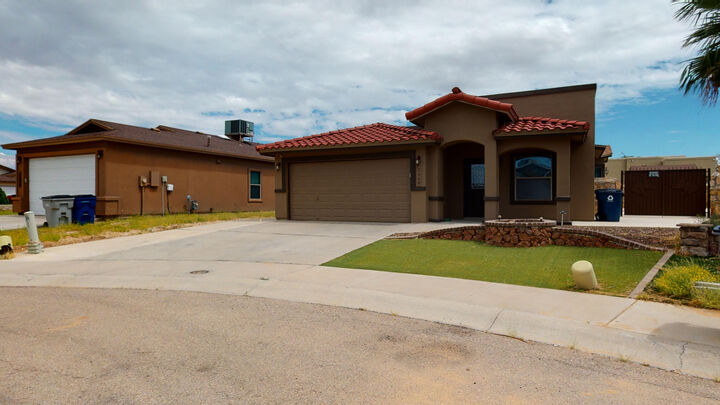 Property Photo:  2608 Tanning Rock Way  TX 79938 