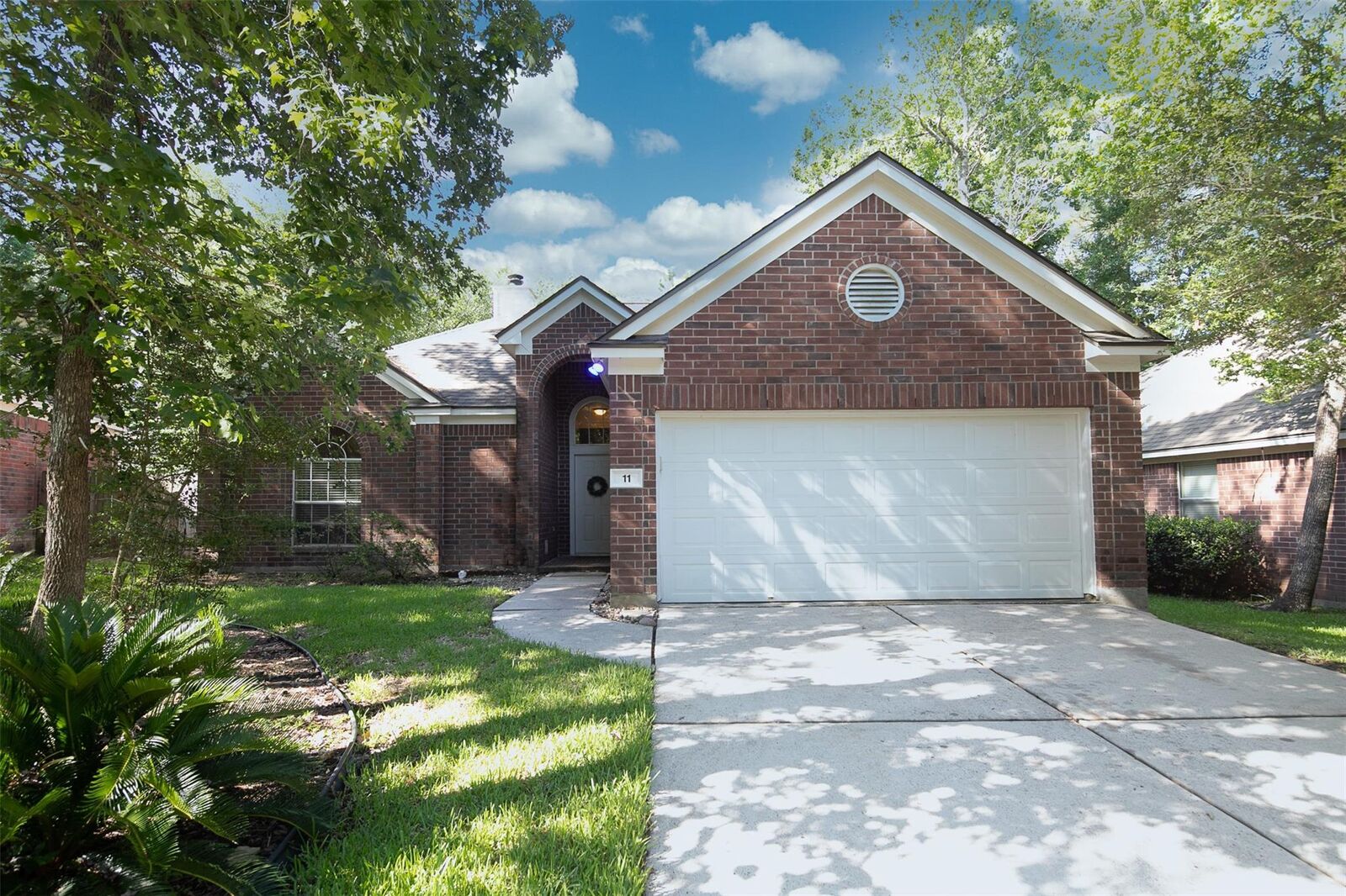 Property Photo:  11 Painted Canyon Place  TX 77381 