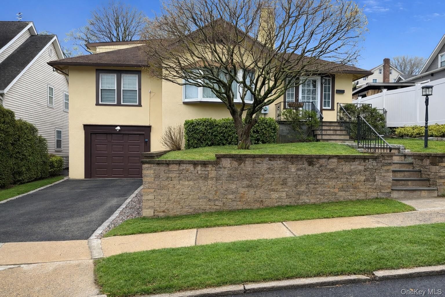 Property Photo:  107 Concord Avenue  NY 10606 