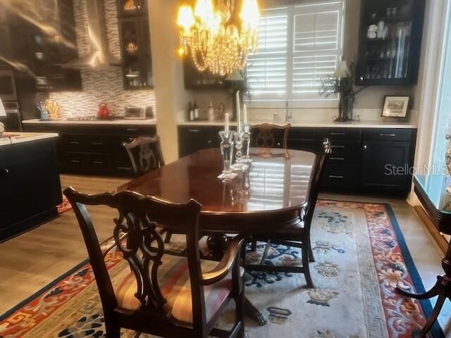 Property Photo:  710 36th Avenue N  FL 33704 