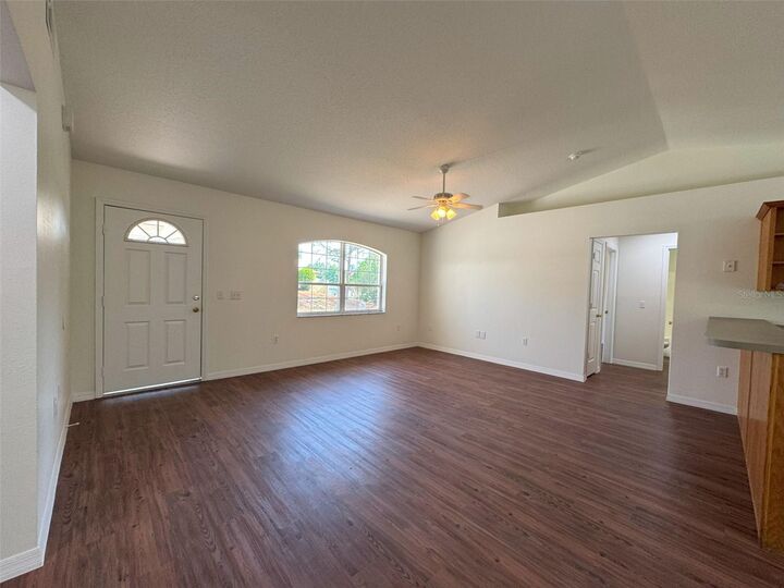Property Photo: 519 Hemlock Street FL 34452