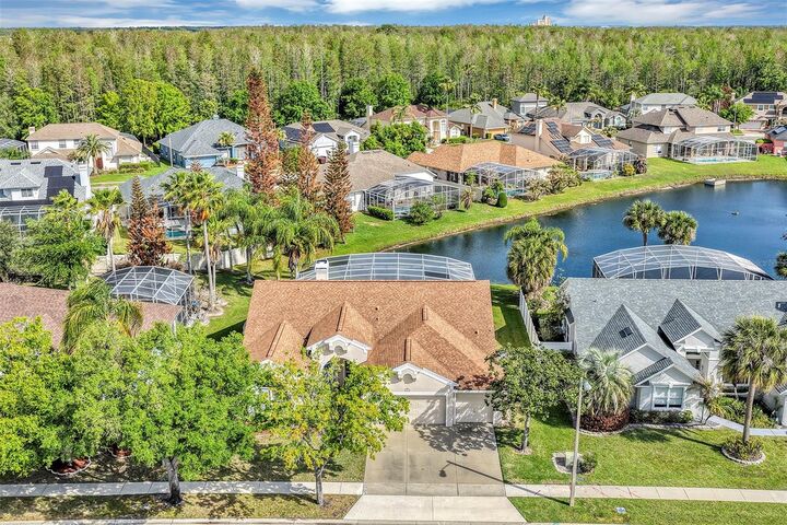Property Photo:  3556 Amaca Circle  FL 32837 