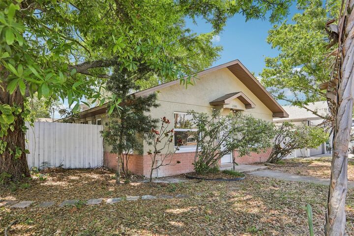 Property Photo:  2800 13th Avenue N  FL 33713 