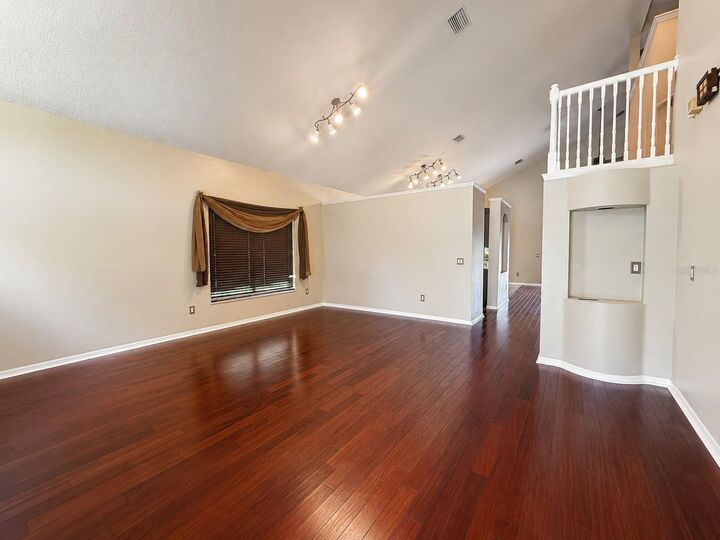 Property Photo:  9407 Chart House Court  FL 33578 