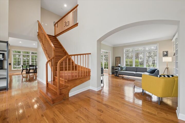 Property Photo:  1164 S Hiddenbrook Trail  IL 60067 