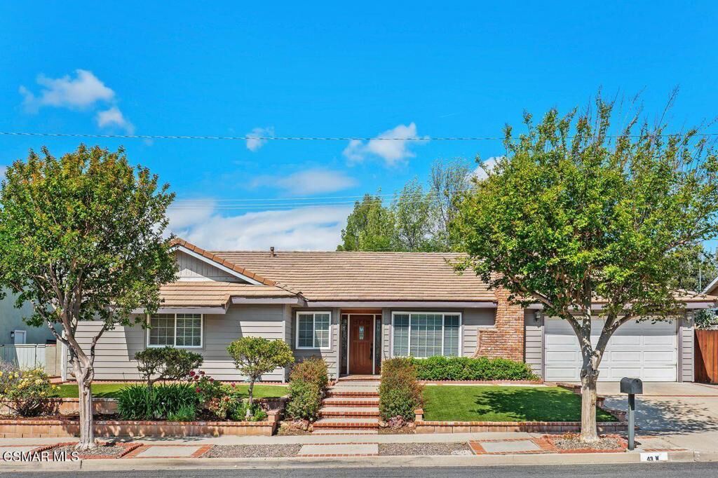 Property Photo:  43 W Sidlee Street  CA 91360 